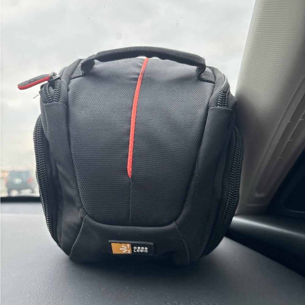CAMERA CASE - Picture 6 of 7
